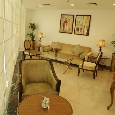The Town Hotel Doha Kültér fotó