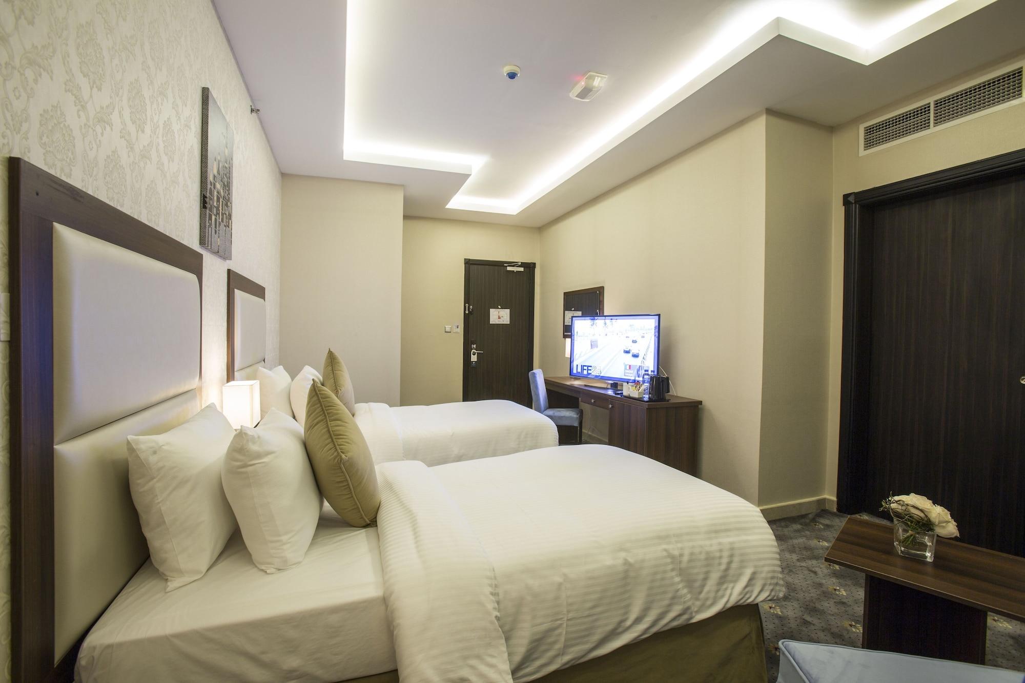 The Town Hotel Doha Kültér fotó