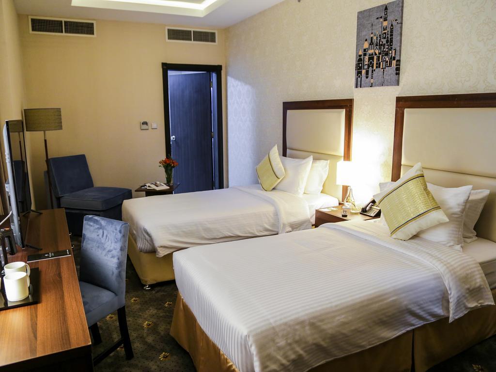 The Town Hotel Doha Kültér fotó