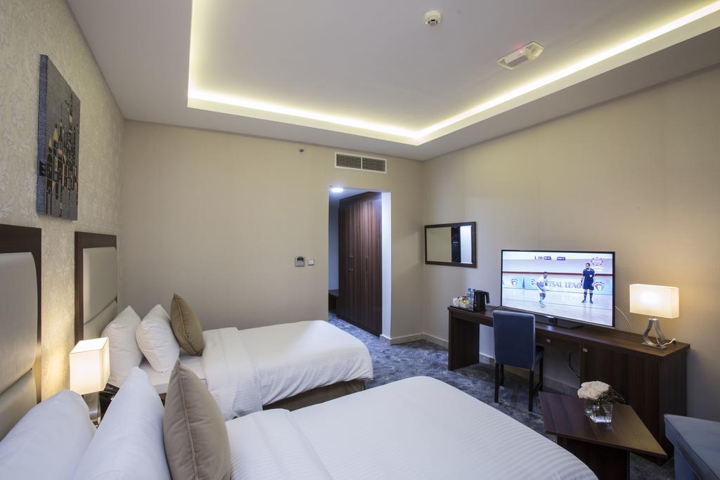 The Town Hotel Doha Kültér fotó