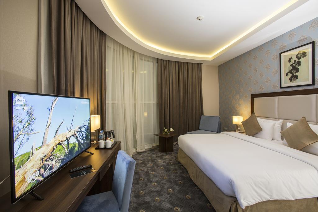 The Town Hotel Doha Kültér fotó