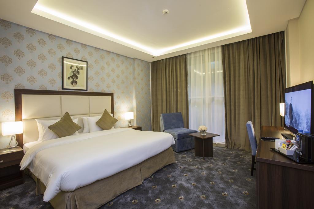 The Town Hotel Doha Kültér fotó